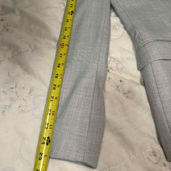 RW&CO. Light Grey Two-Piece Suit - 36R & 30x32 - Picture 7 of 13